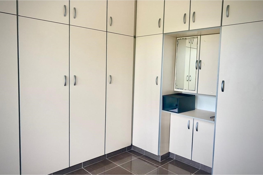 To Let 2 Bedroom Property for Rent in La Mercy KwaZulu-Natal