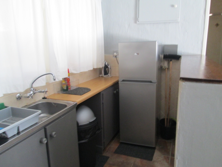 6 Bedroom Property for Sale in Greendale KwaZulu-Natal