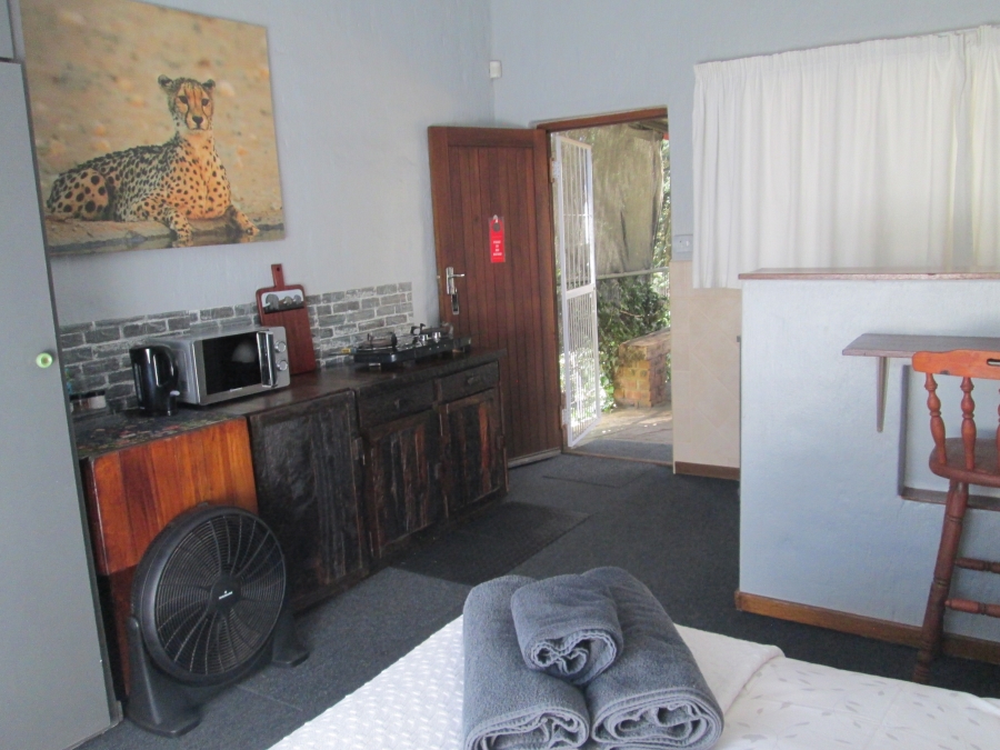 6 Bedroom Property for Sale in Greendale KwaZulu-Natal