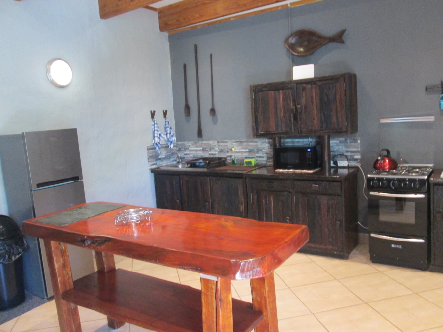 6 Bedroom Property for Sale in Greendale KwaZulu-Natal