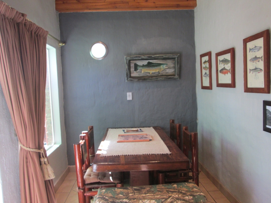 6 Bedroom Property for Sale in Greendale KwaZulu-Natal