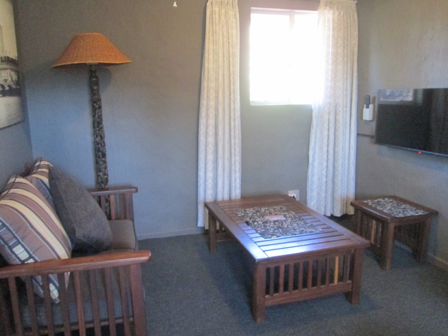 6 Bedroom Property for Sale in Greendale KwaZulu-Natal
