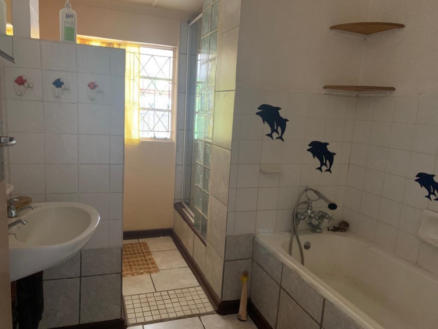 To Let 6 Bedroom Property for Rent in Nyala Park KwaZulu-Natal