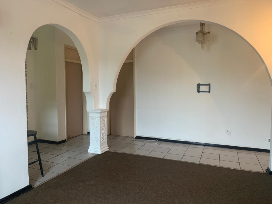To Let 6 Bedroom Property for Rent in Nyala Park KwaZulu-Natal