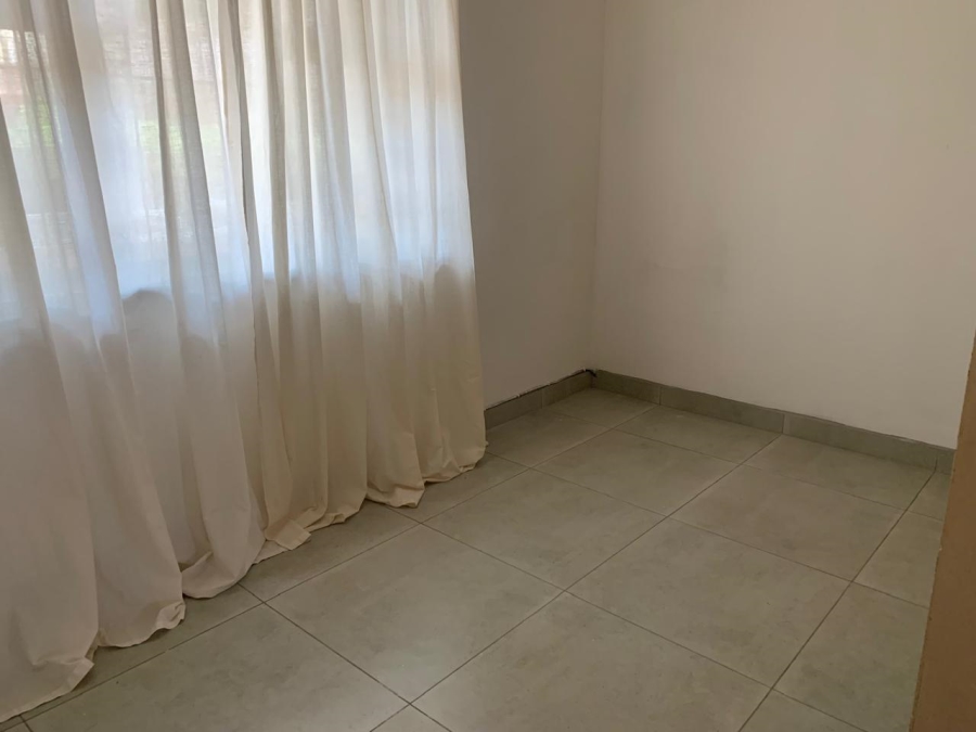 To Let 6 Bedroom Property for Rent in Nyala Park KwaZulu-Natal