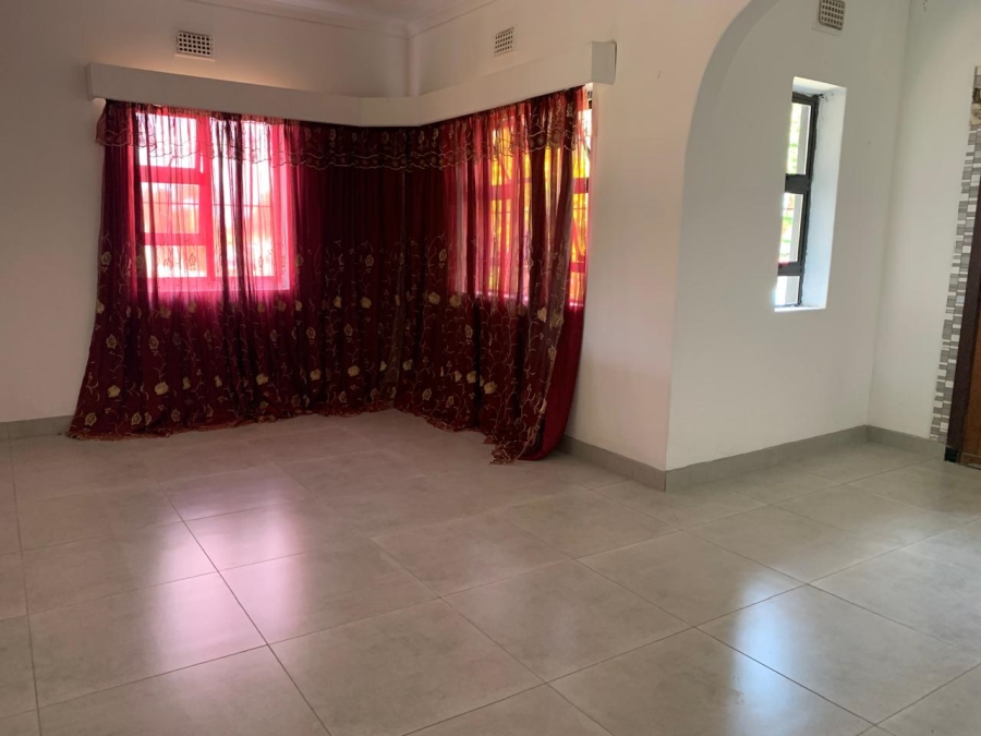 To Let 6 Bedroom Property for Rent in Nyala Park KwaZulu-Natal