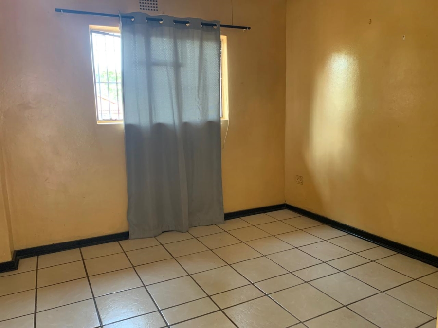 To Let 6 Bedroom Property for Rent in Nyala Park KwaZulu-Natal