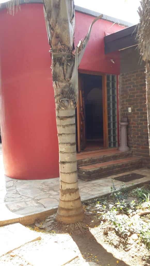 8 Bedroom Property for Sale in Huttenheights KwaZulu-Natal