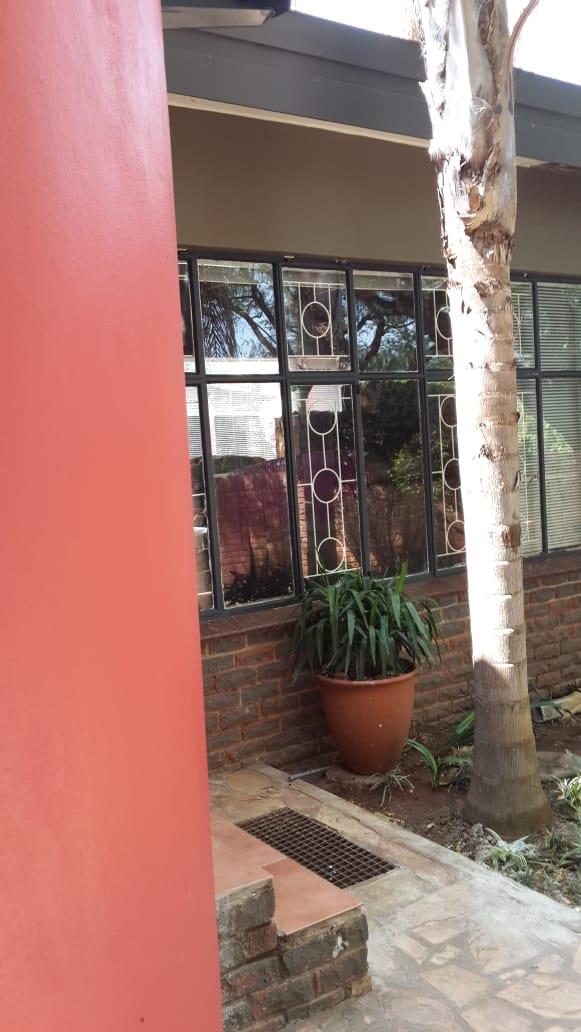 8 Bedroom Property for Sale in Huttenheights KwaZulu-Natal