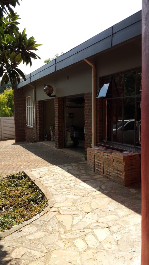 8 Bedroom Property for Sale in Huttenheights KwaZulu-Natal