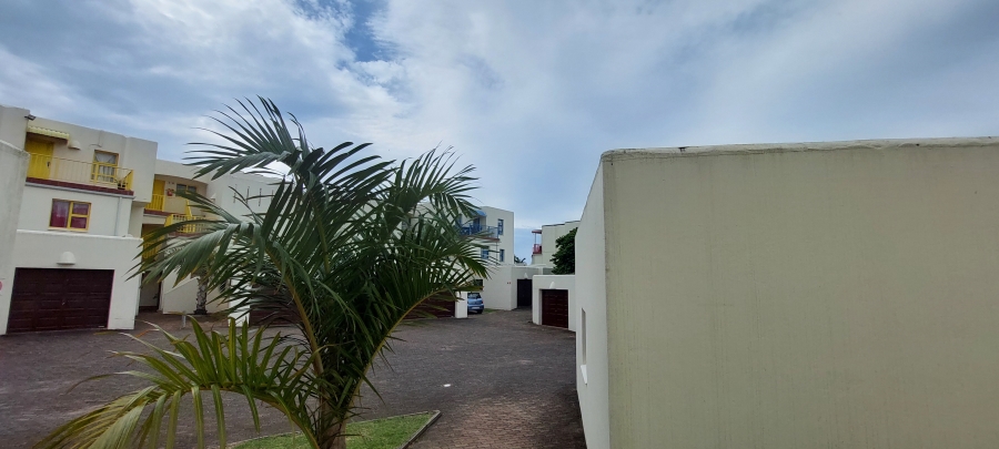 3 Bedroom Property for Sale in Uvongo KwaZulu-Natal