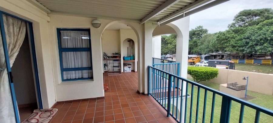 3 Bedroom Property for Sale in Uvongo KwaZulu-Natal