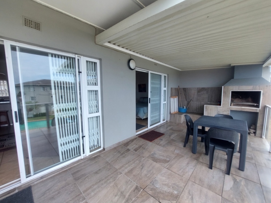 2 Bedroom Property for Sale in Uvongo KwaZulu-Natal