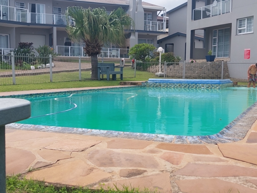 2 Bedroom Property for Sale in Uvongo KwaZulu-Natal