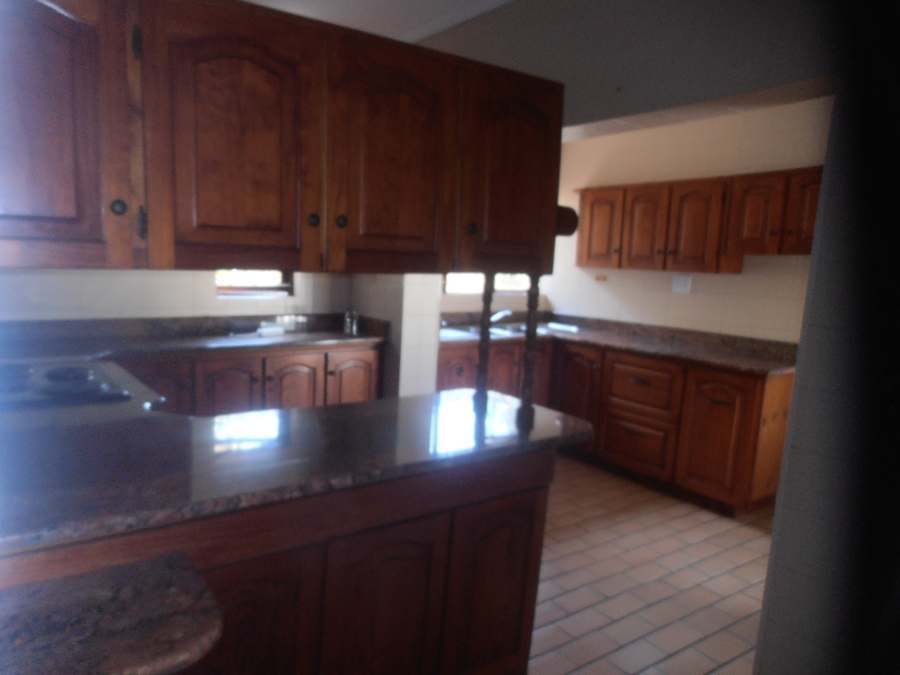 To Let 3 Bedroom Property for Rent in Bluff KwaZulu-Natal