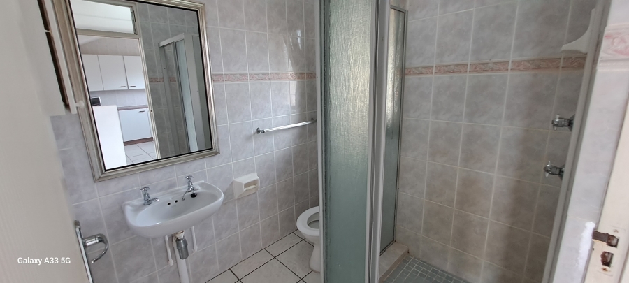 To Let 3 Bedroom Property for Rent in Uvongo Beach KwaZulu-Natal