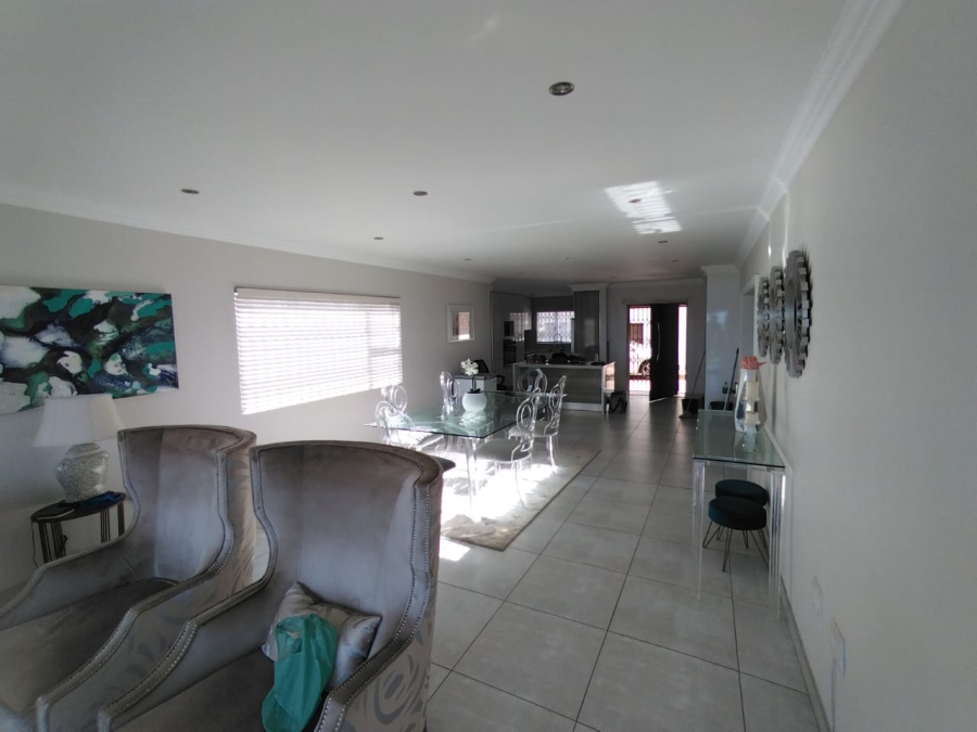 To Let 3 Bedroom Property for Rent in La Mercy KwaZulu-Natal