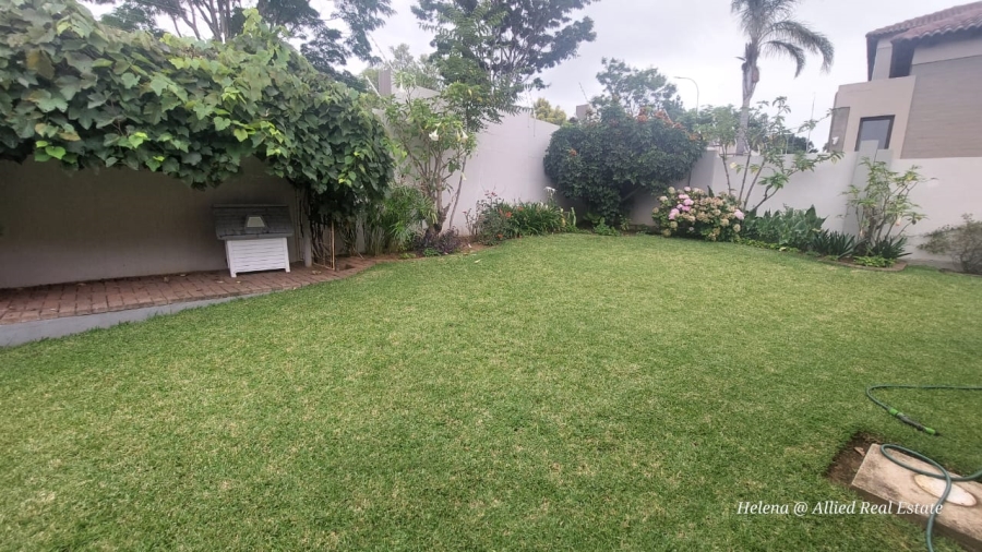 3 Bedroom Property for Sale in Schuinshoogte KwaZulu-Natal