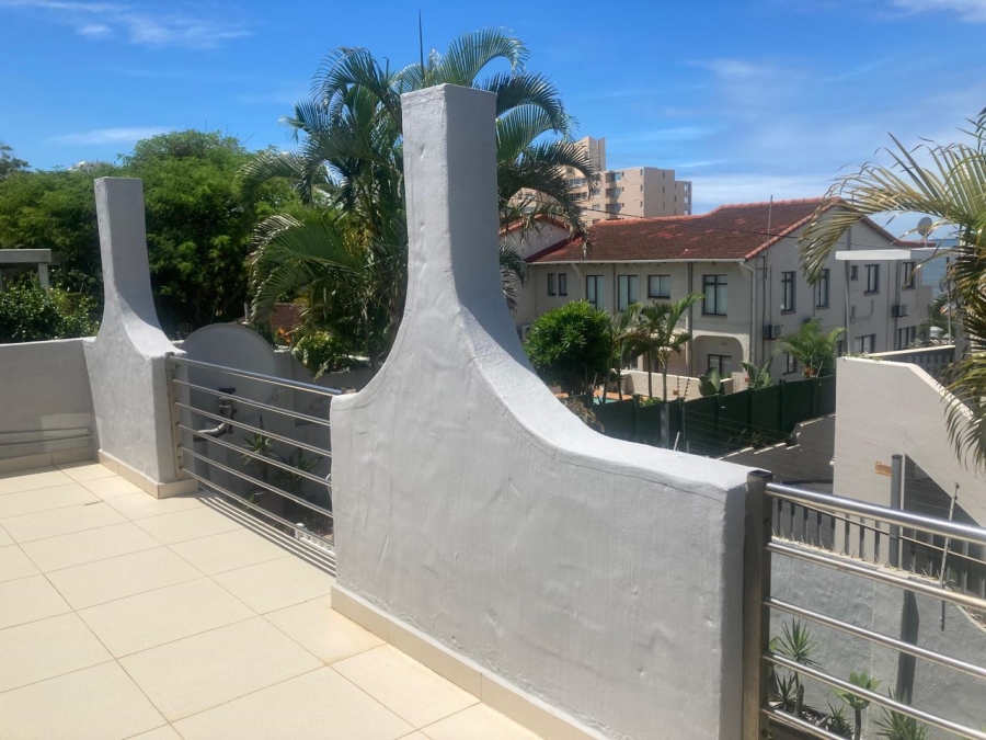 2 Bedroom Property for Sale in Umhlanga KwaZulu-Natal