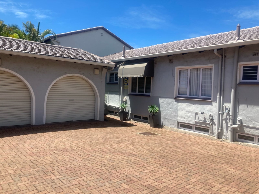 2 Bedroom Property for Sale in Umhlanga KwaZulu-Natal