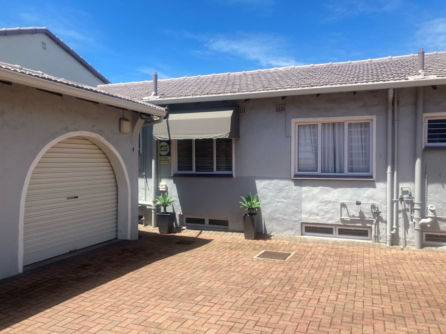 2 Bedroom Property for Sale in Umhlanga KwaZulu-Natal