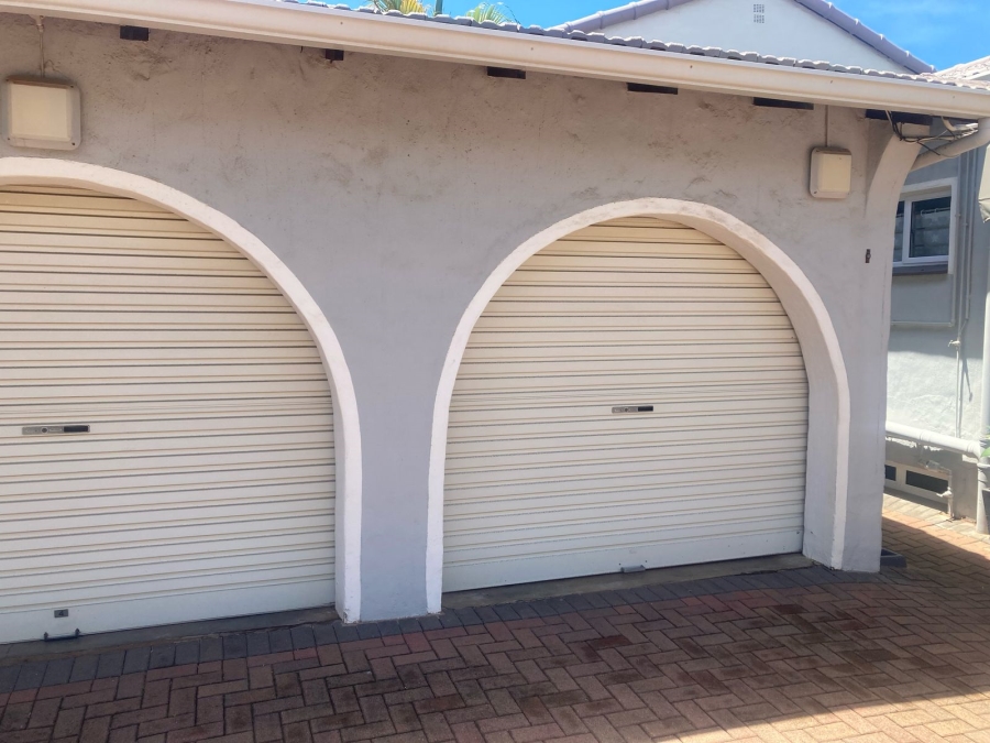 2 Bedroom Property for Sale in Umhlanga KwaZulu-Natal