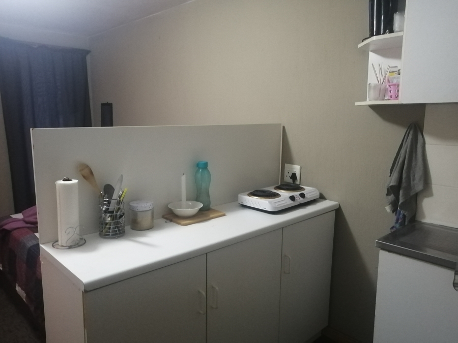 To Let 1 Bedroom Property for Rent in Scottsville KwaZulu-Natal