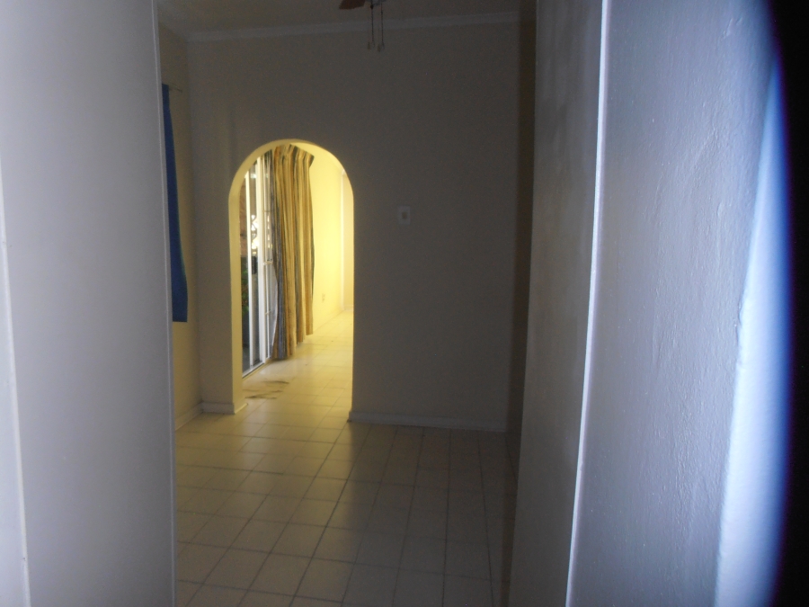 To Let 1 Bedroom Property for Rent in Bluff KwaZulu-Natal