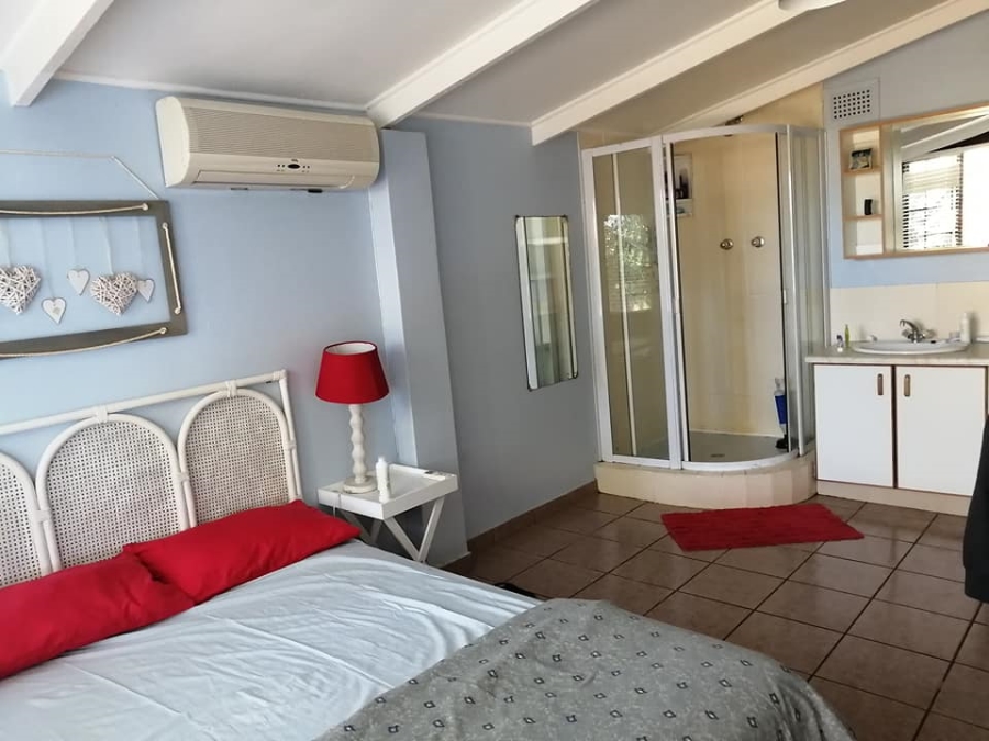 4 Bedroom Property for Sale in Uvongo KwaZulu-Natal