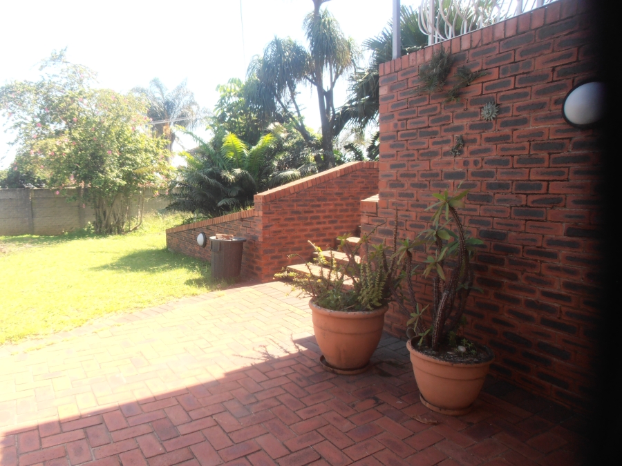 To Let 2 Bedroom Property for Rent in Bluff KwaZulu-Natal