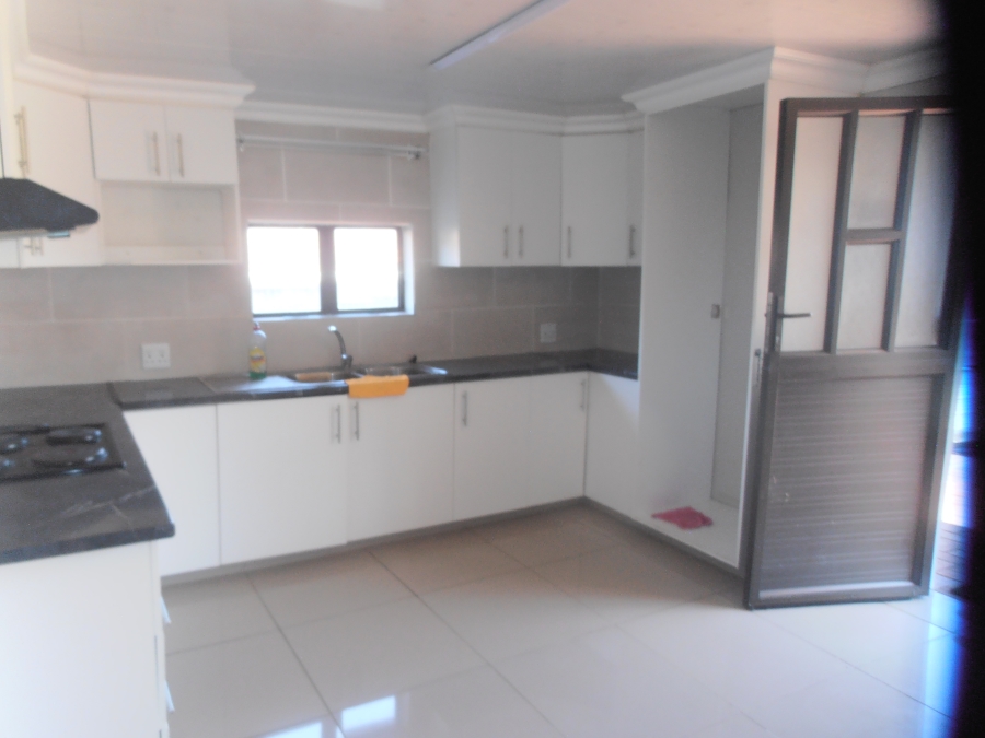 To Let 2 Bedroom Property for Rent in Bluff KwaZulu-Natal