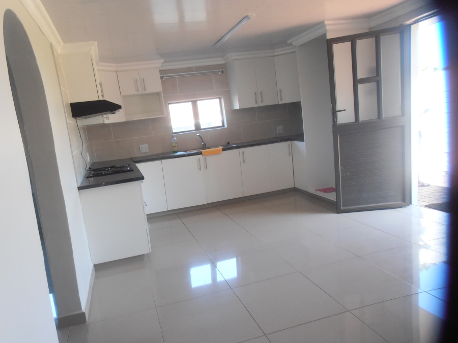 To Let 2 Bedroom Property for Rent in Bluff KwaZulu-Natal