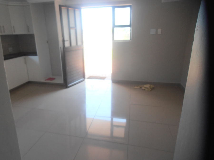 To Let 2 Bedroom Property for Rent in Bluff KwaZulu-Natal