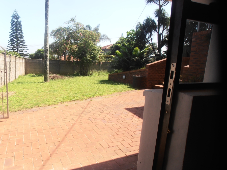 To Let 2 Bedroom Property for Rent in Bluff KwaZulu-Natal