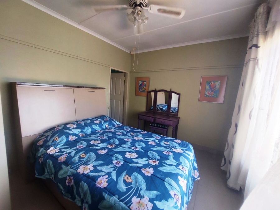 5 Bedroom Property for Sale in Uvongo Beach KwaZulu-Natal