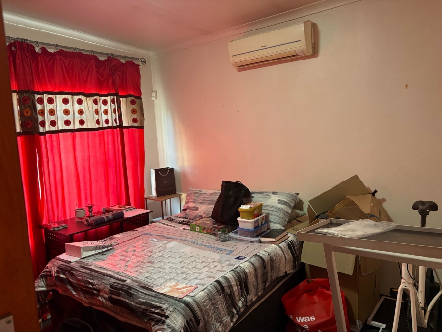 4 Bedroom Property for Sale in Pioneer Park KwaZulu-Natal