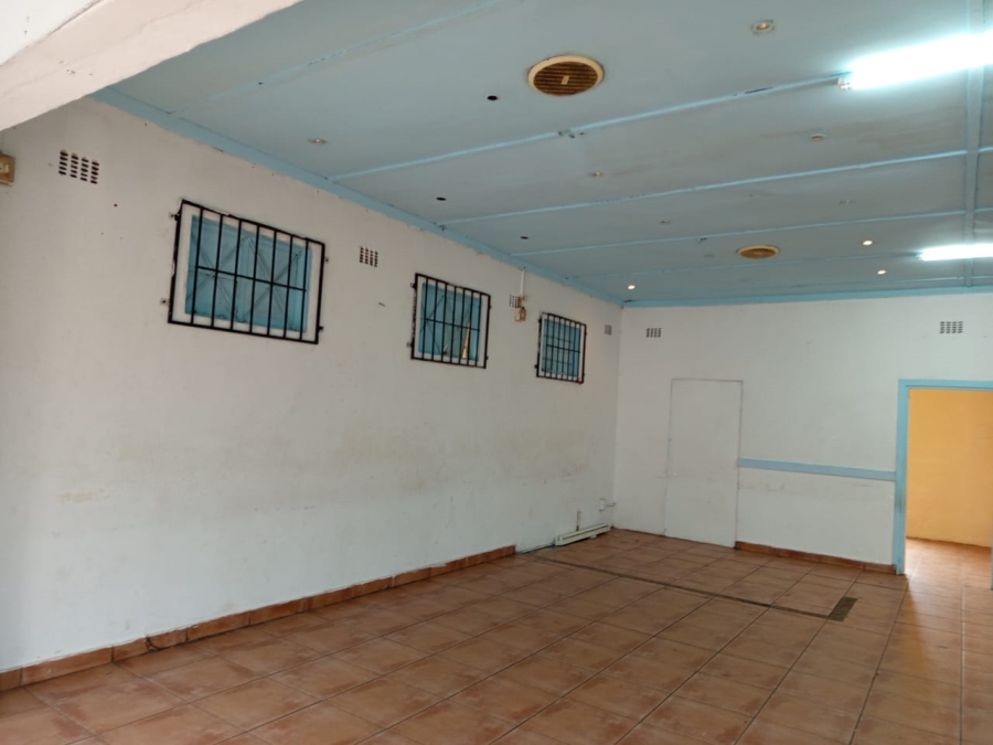 To Let commercial Property for Rent in Grangetown KwaZulu-Natal