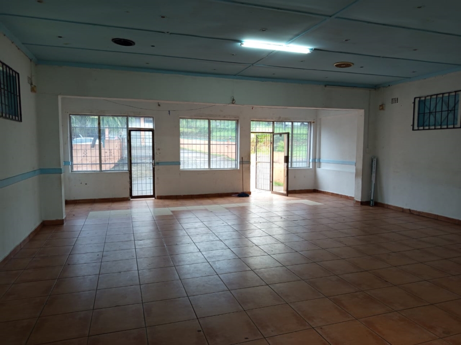 To Let commercial Property for Rent in Grangetown KwaZulu-Natal