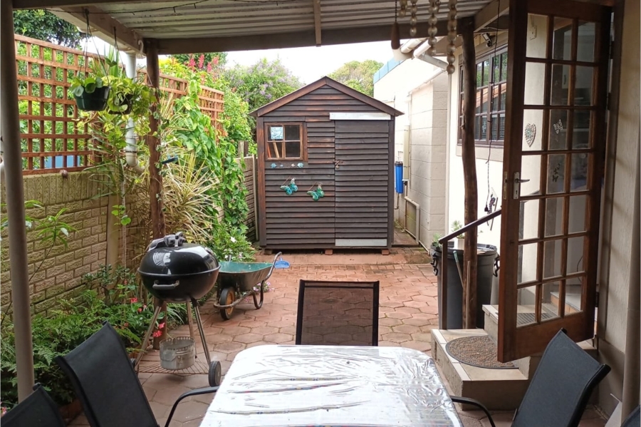 3 Bedroom Property for Sale in Illovo Beach KwaZulu-Natal