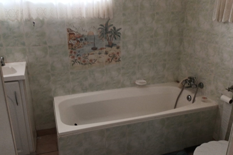 3 Bedroom Property for Sale in Illovo Beach KwaZulu-Natal