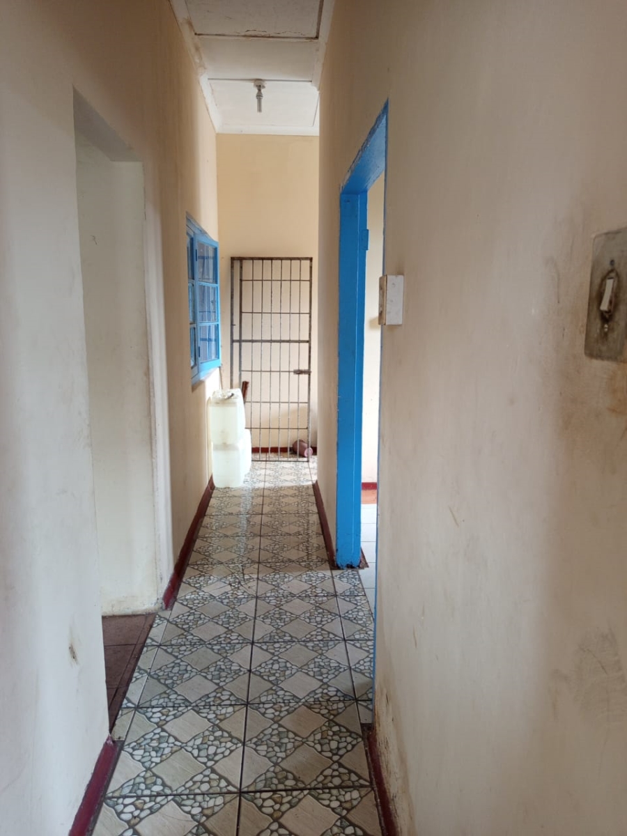 To Let 4 Bedroom Property for Rent in Grangetown KwaZulu-Natal