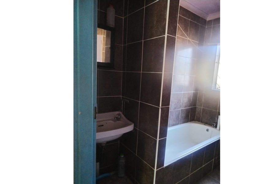 2 Bedroom Property for Sale in Newlands East KwaZulu-Natal