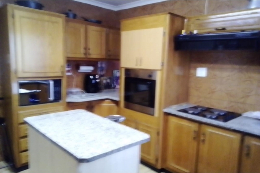 3 Bedroom Property for Sale in Sunset View KwaZulu-Natal