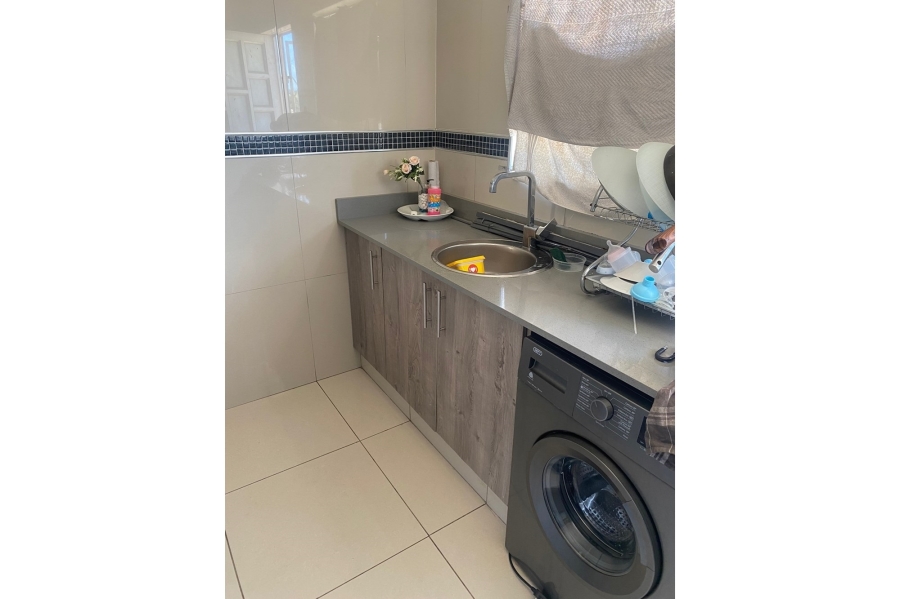 To Let 3 Bedroom Property for Rent in Valdin Heights KwaZulu-Natal