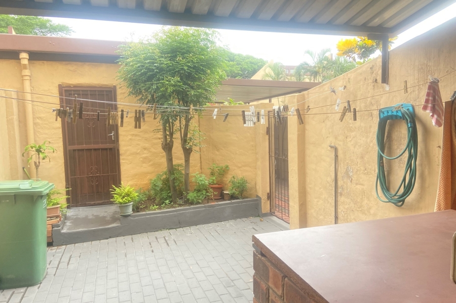 2 Bedroom Property for Sale in Montclair KwaZulu-Natal