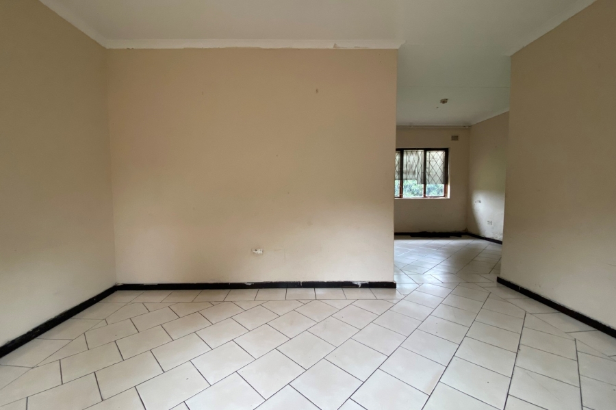 3 Bedroom Property for Sale in Kwandengezi KwaZulu-Natal