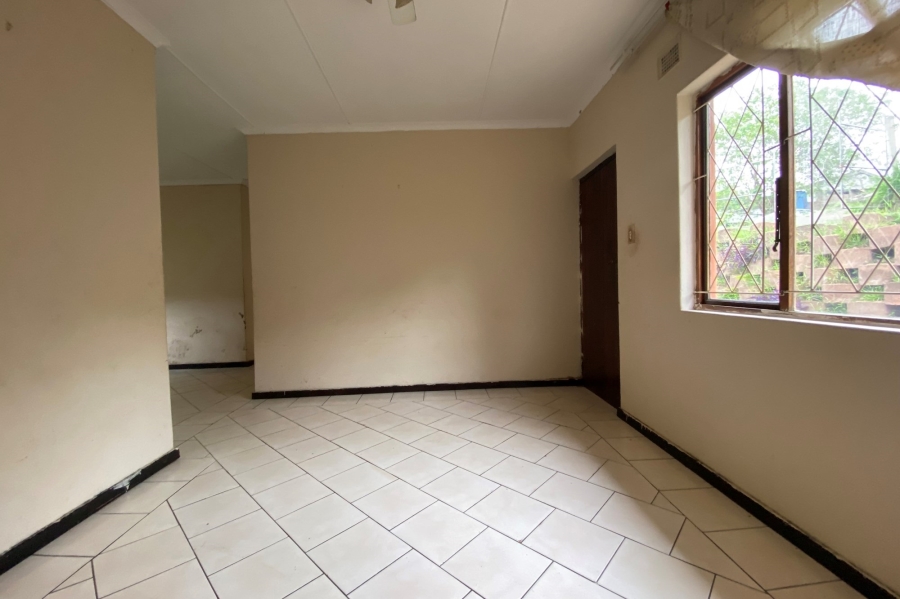 3 Bedroom Property for Sale in Kwandengezi KwaZulu-Natal