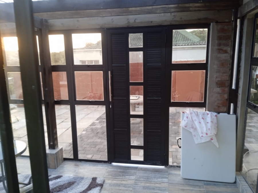 To Let 2 Bedroom Property for Rent in Mount Vernon KwaZulu-Natal