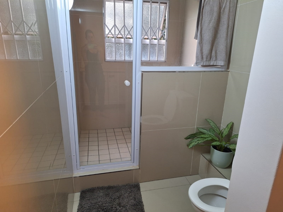 To Let 1 Bedroom Property for Rent in Dawncliffe KwaZulu-Natal