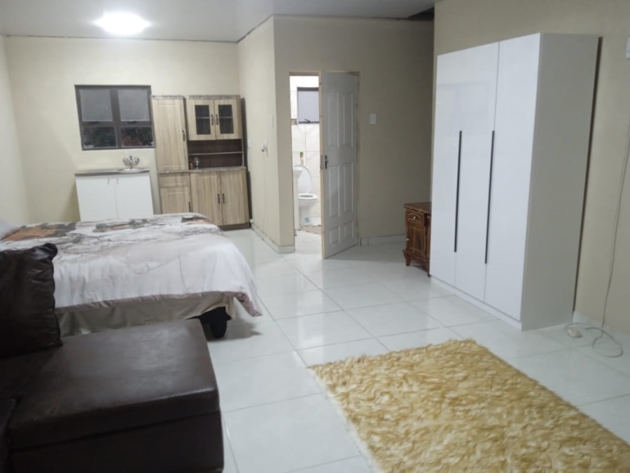 To Let 1 Bedroom Property for Rent in Mount Vernon KwaZulu-Natal